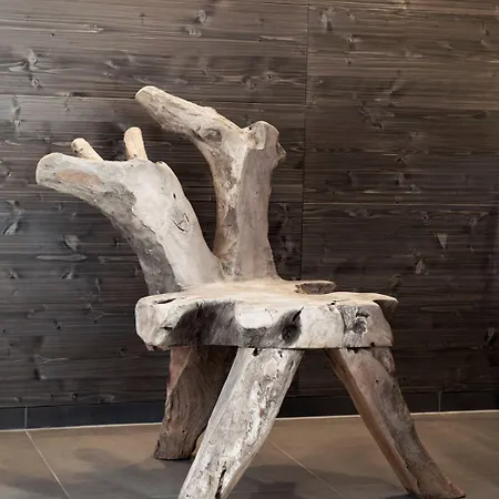 Morosani Fiftyone 호텔 4*