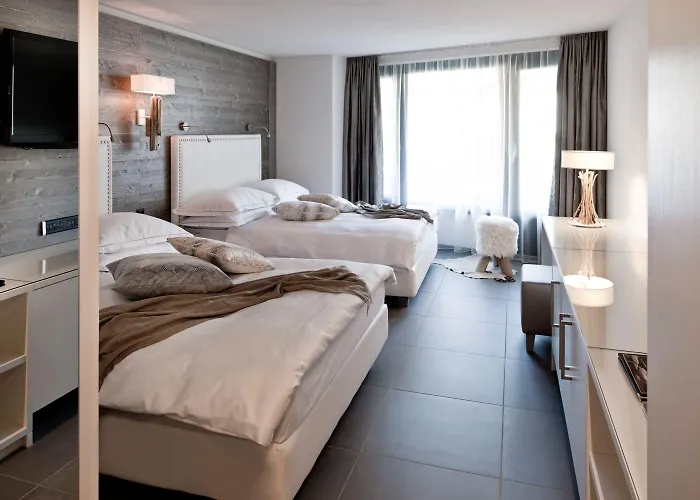 Otel Morosani Fiftyone 4*