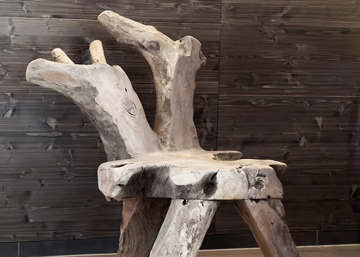 Morosani Fiftyone Otel 4*