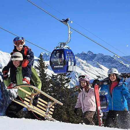 Morosani Fiftyone Hotell Davos